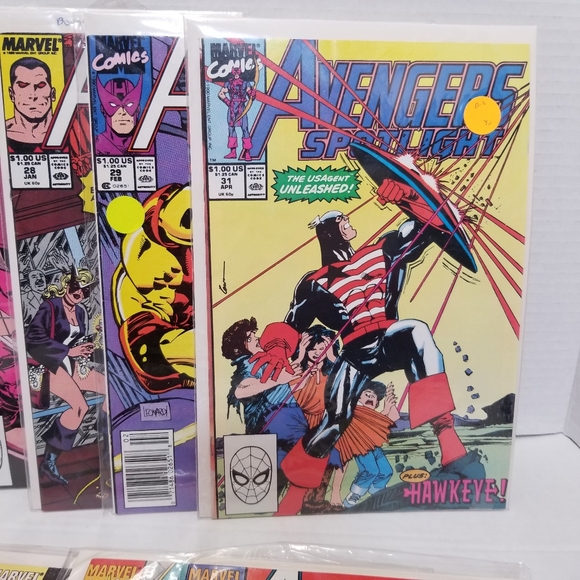 Huge lot 37 Marvel Copper Age Avengers Comic Books - Picture 3 of 16